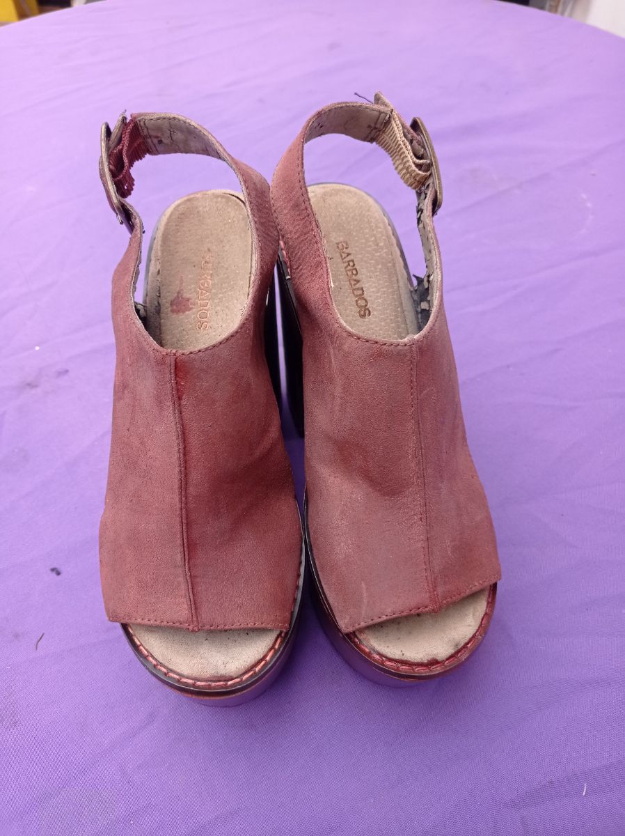 Sandalias de cuero color marron